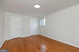 410 Woodlawn Ave — Photo 18