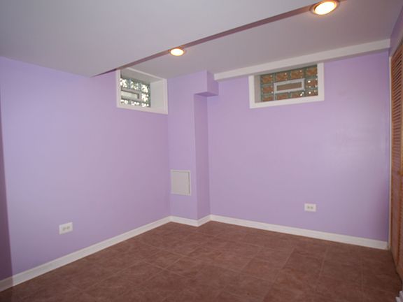 4th image of 3629 N Sacramento Ave