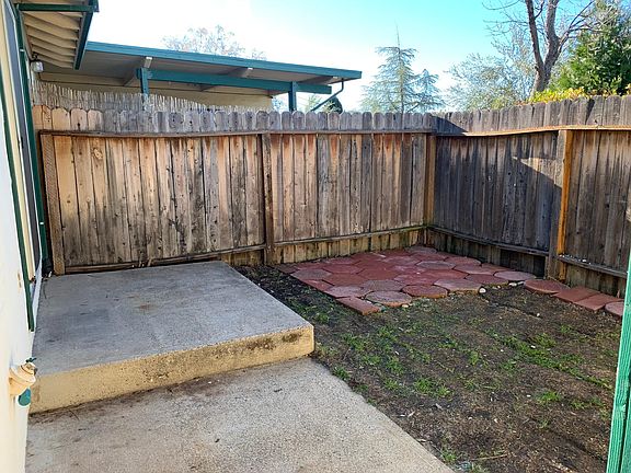 5th image of 91 Summit Ave #7