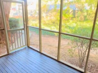 203 Swanbrook Dr #203, Fayetteville, GA 30215