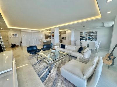 (Undisclosed Address), Miami Beach, FL, 33154