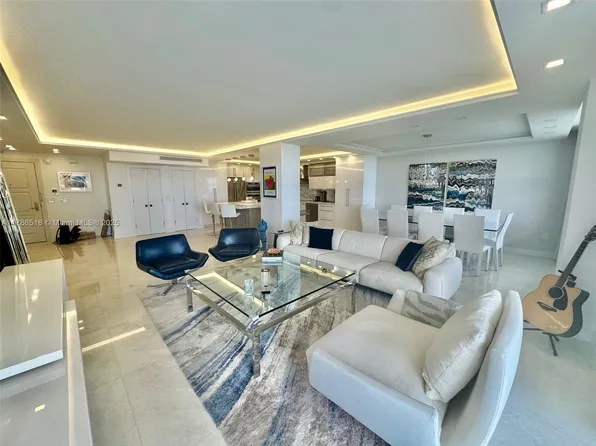 (undisclosed Address), Miami Beach, FL 33154