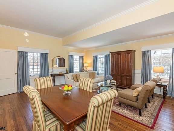 4th image of 37 Colles Ave