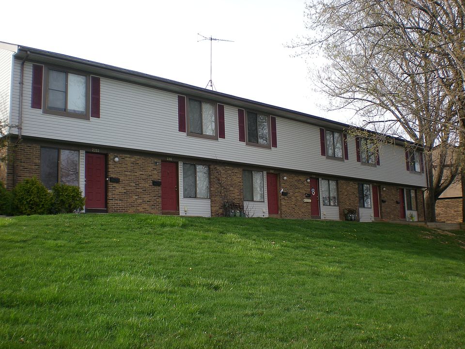 1st image of 2353 Echo Valley Dr