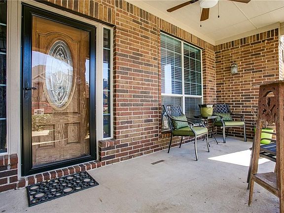 4th image of 4932 Breezewind Ln