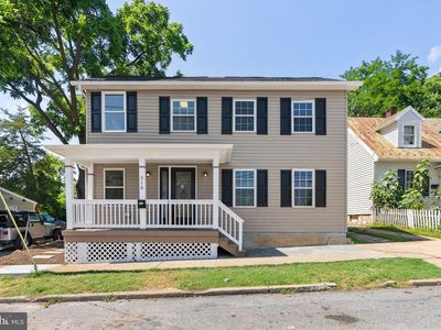 318 W Liberty St, Charles Town, WV, 25414