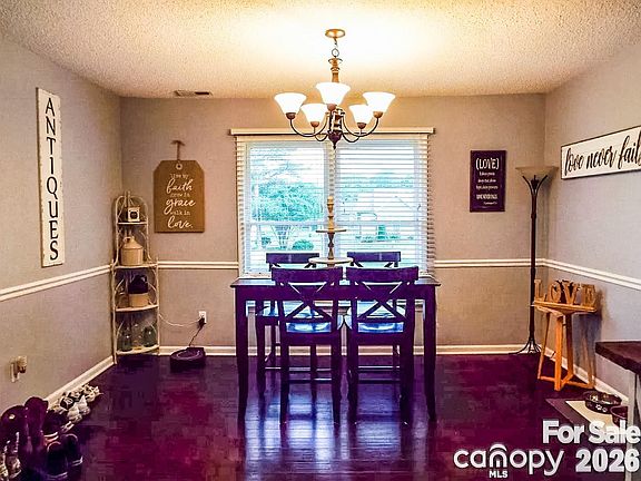 5th image of 3120 Basilwood Cir