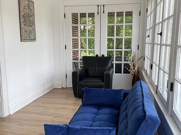 4th image of 705 Bedford Ave Floor 2