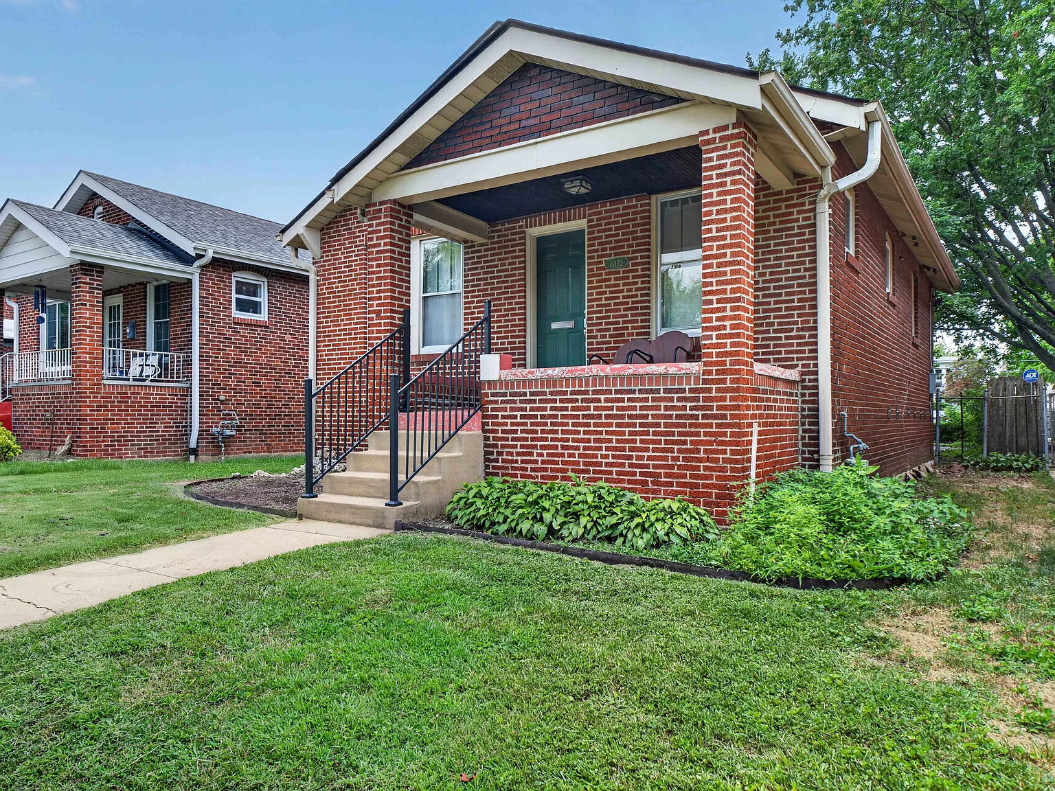 1 bed, 825 sqft, $1,700 — Photo 3