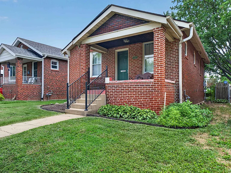 6032 Marmaduke Ave — Photo 3
