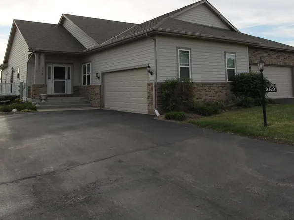 282 Settlement DRIVE, Burlington, WI 53105