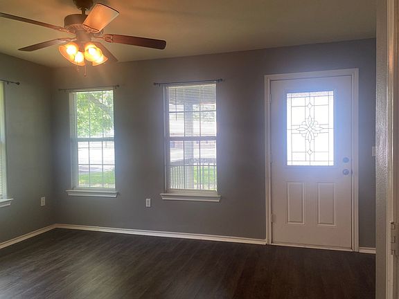 2nd image of 707 Continental St