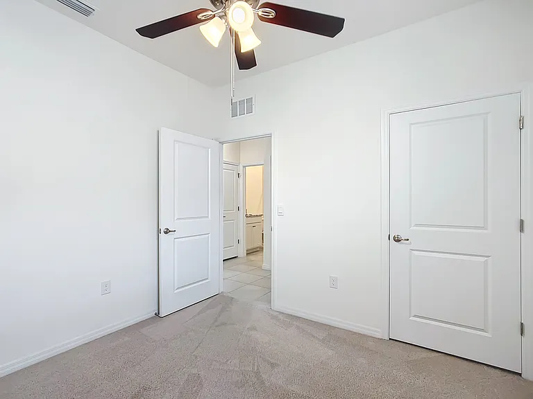 5059 Stokes Way — Photo 10