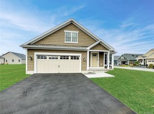 76 Old Tower Ln, Buffalo, NY 14221