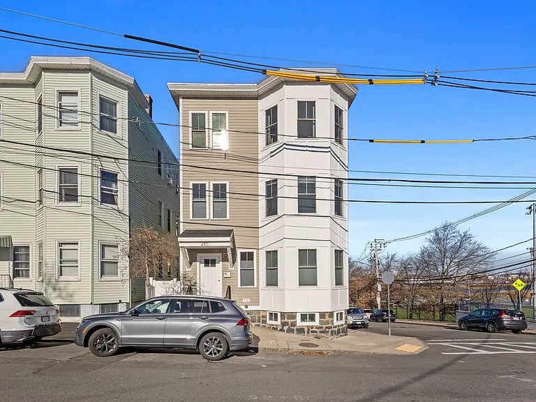 280 E Eagle St #3 — Photo 25