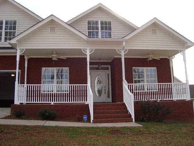 1st image of 13 Westmoreland Lake Dr
