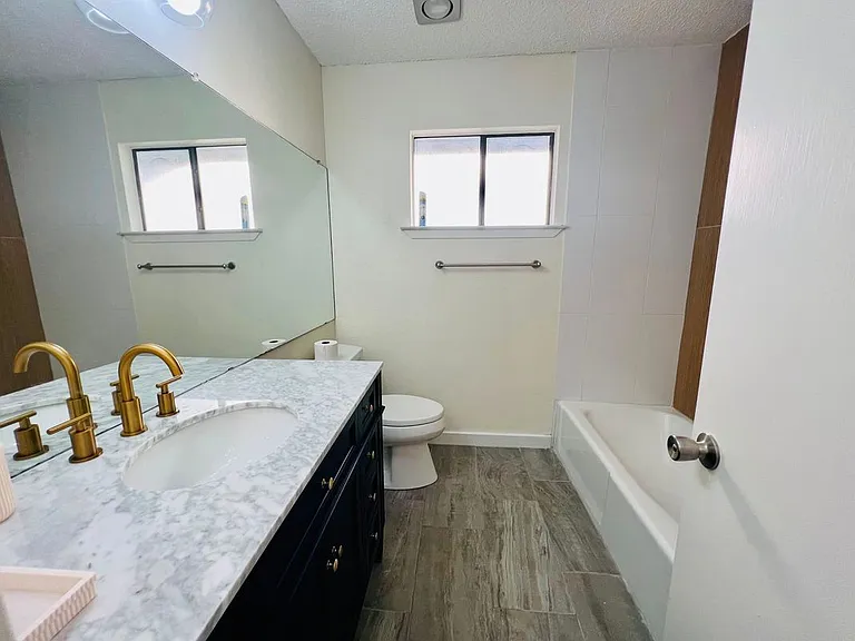 1704 Foxfire Dr — Photo 11