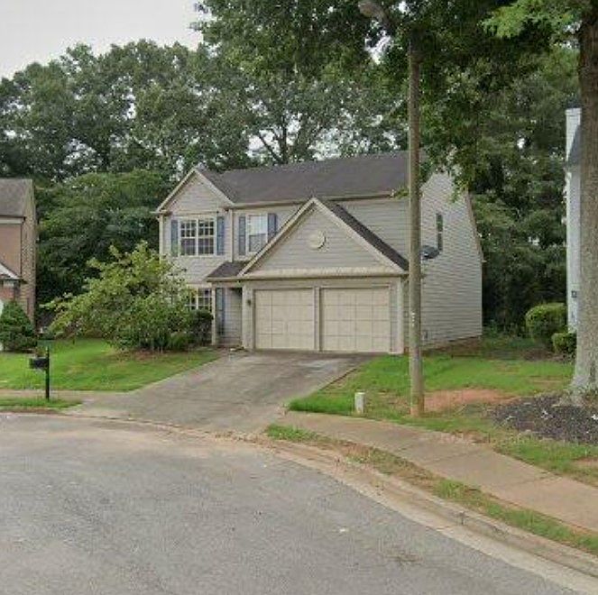 1st image of 601 Lullingstone Dr SE