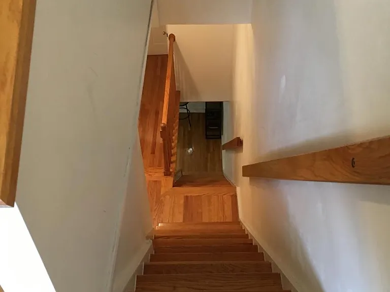 1019 N Lawrence St — Photo 2