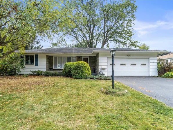 148 Alhambra Dr, Rochester, NY 14622