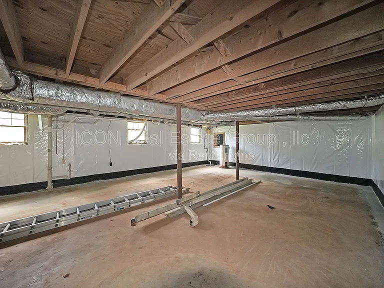 251 Hog Farm Cir — Photo 19