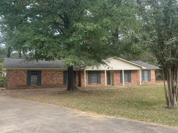 907 Wildwood Dr, Clinton, MS 39056