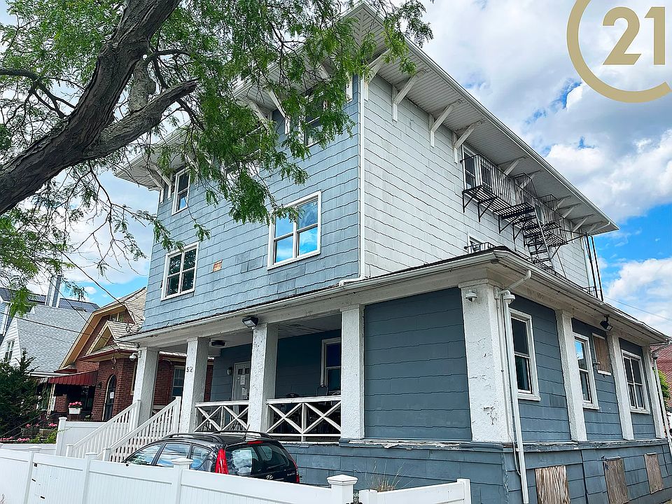 2nd image of 512 Beach 130 St