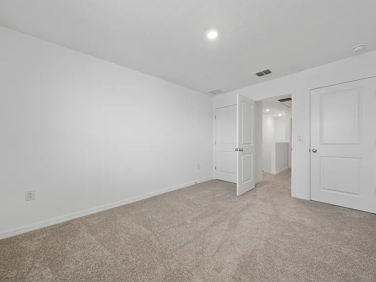 2916 Skyline Loop — Photo 9