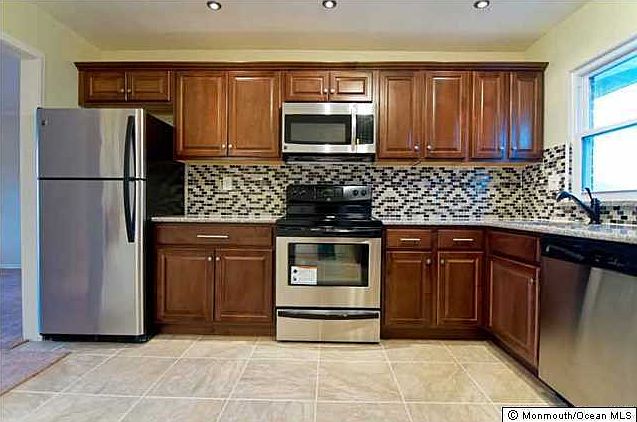 1st image of 501 Thornbury Court #A