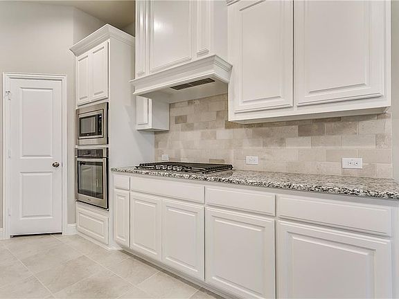 4th image of 149 St Elias Dr