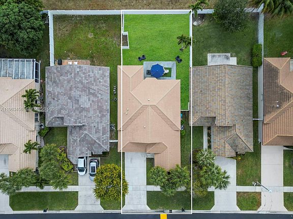 4th image of 7899 Manor Forest Blvd
