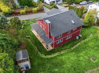 2372 Douglas Drive NE, Bainbridge Island, WA 98110