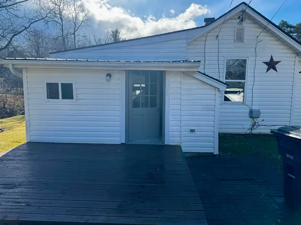 1253 Goodwin Ave, Salem, VA 24153