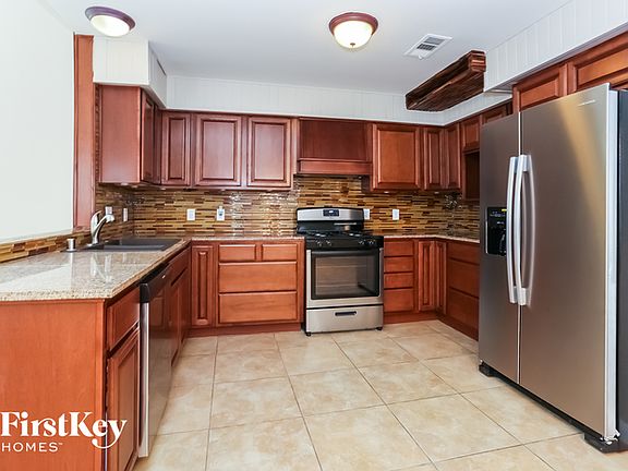5th image of 7421 Jockey Ave