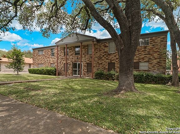 2nd image of 235 W Silver Sands Dr APT 8