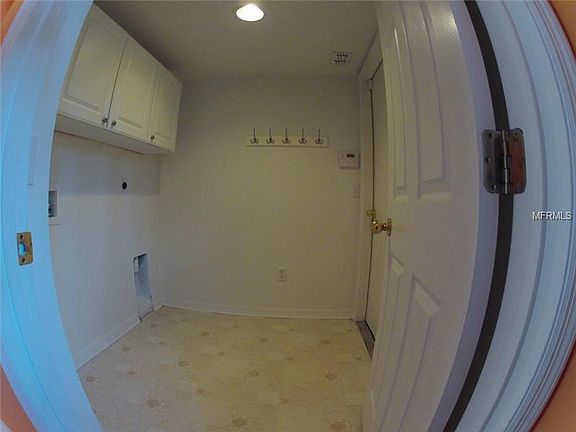 3rd image of 3621 Birmingham Ln
