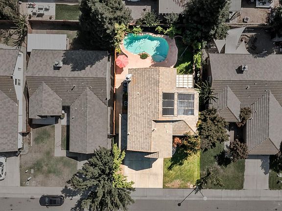4th image of 6620 Sunset Bluffs St