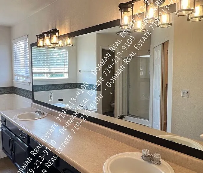 6931 Hillock Dr — Photo 14