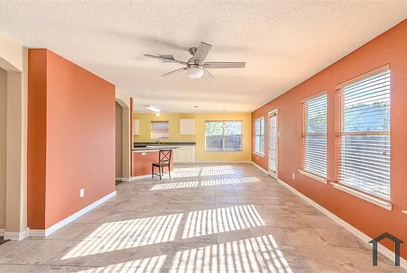 1008 Lake Trail Dr — Photo 5