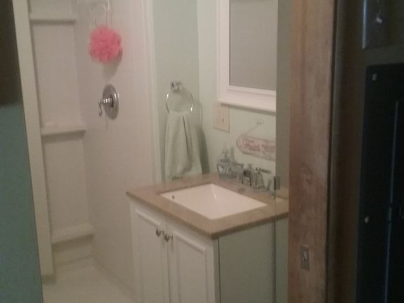 2nd image of 34622 Lillian St