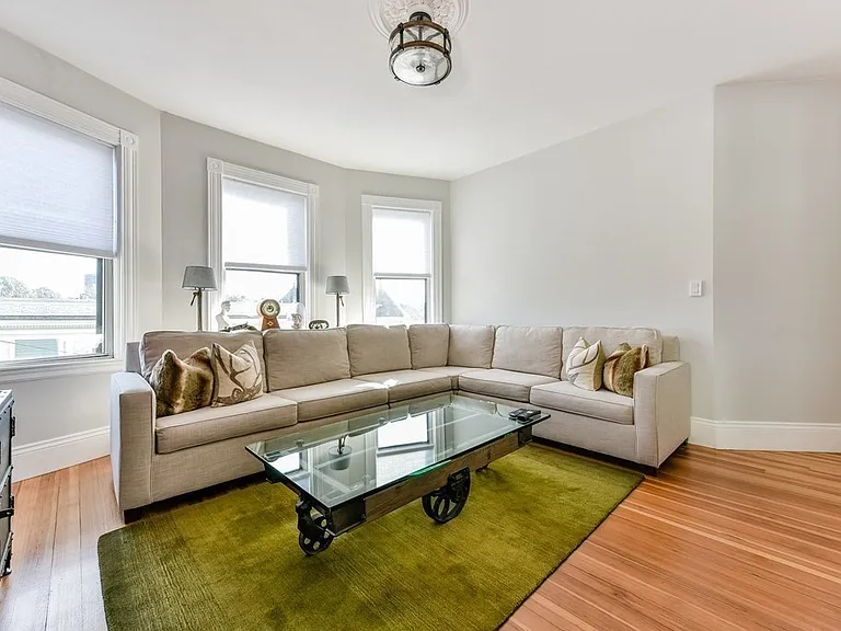 132 Paul Gore St #3 — Photo 6