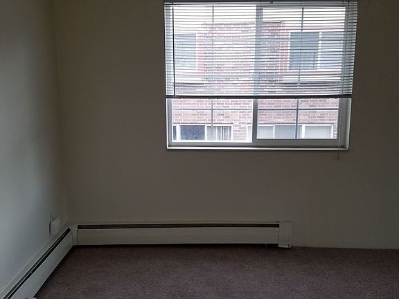 4th image of 1903 Warren Ave APT 204