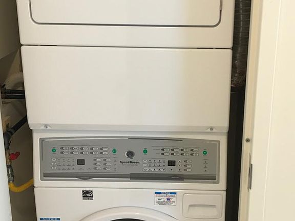 5th image of 770 E Ashland St #1002