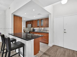 9725 NW 52nd St APT 103, Doral, FL 33178