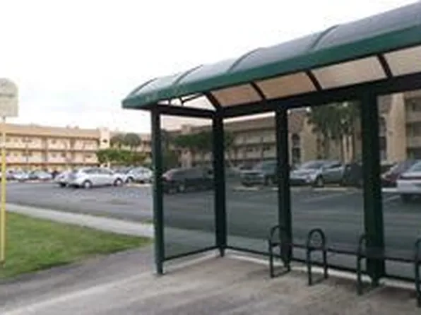 8465 Sunrise Lakes Blvd APT 106, Fort Lauderdale, FL 33322