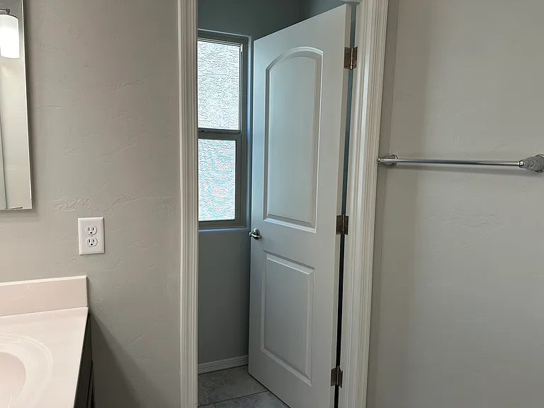 1109 E Ascent St — Photo 20