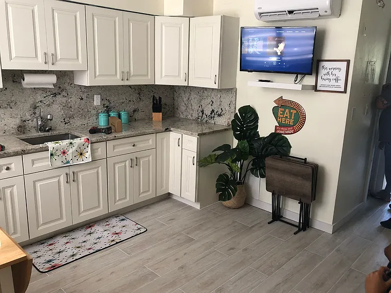 949 Pennsylvania Ave — Photo 5