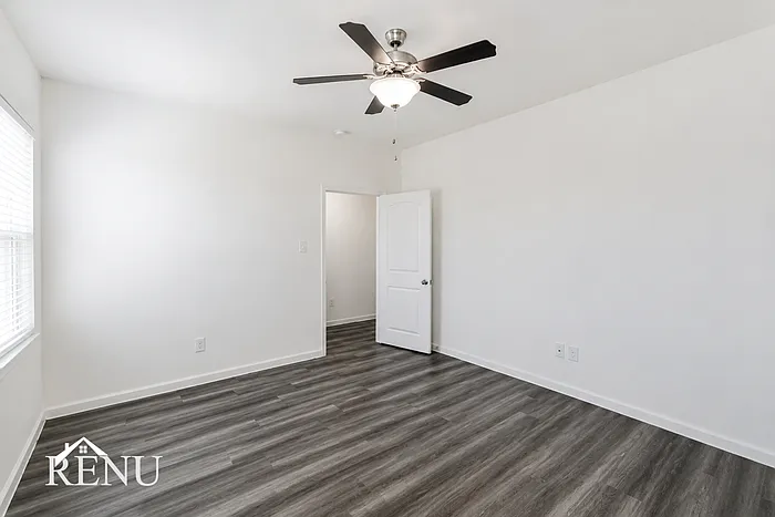 6124 Harrah Ln — Photo 10
