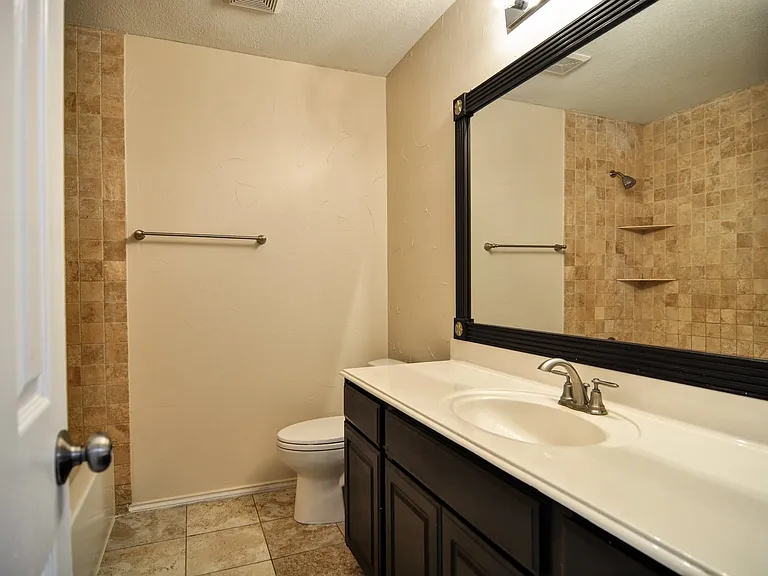 3960 Bexhill Dr — Photo 17