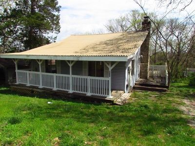 834 Knox Ave, Hollister, MO, 65672